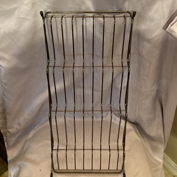 Spice rack for your draw that hold 16 bottles - Picture 5 of 7